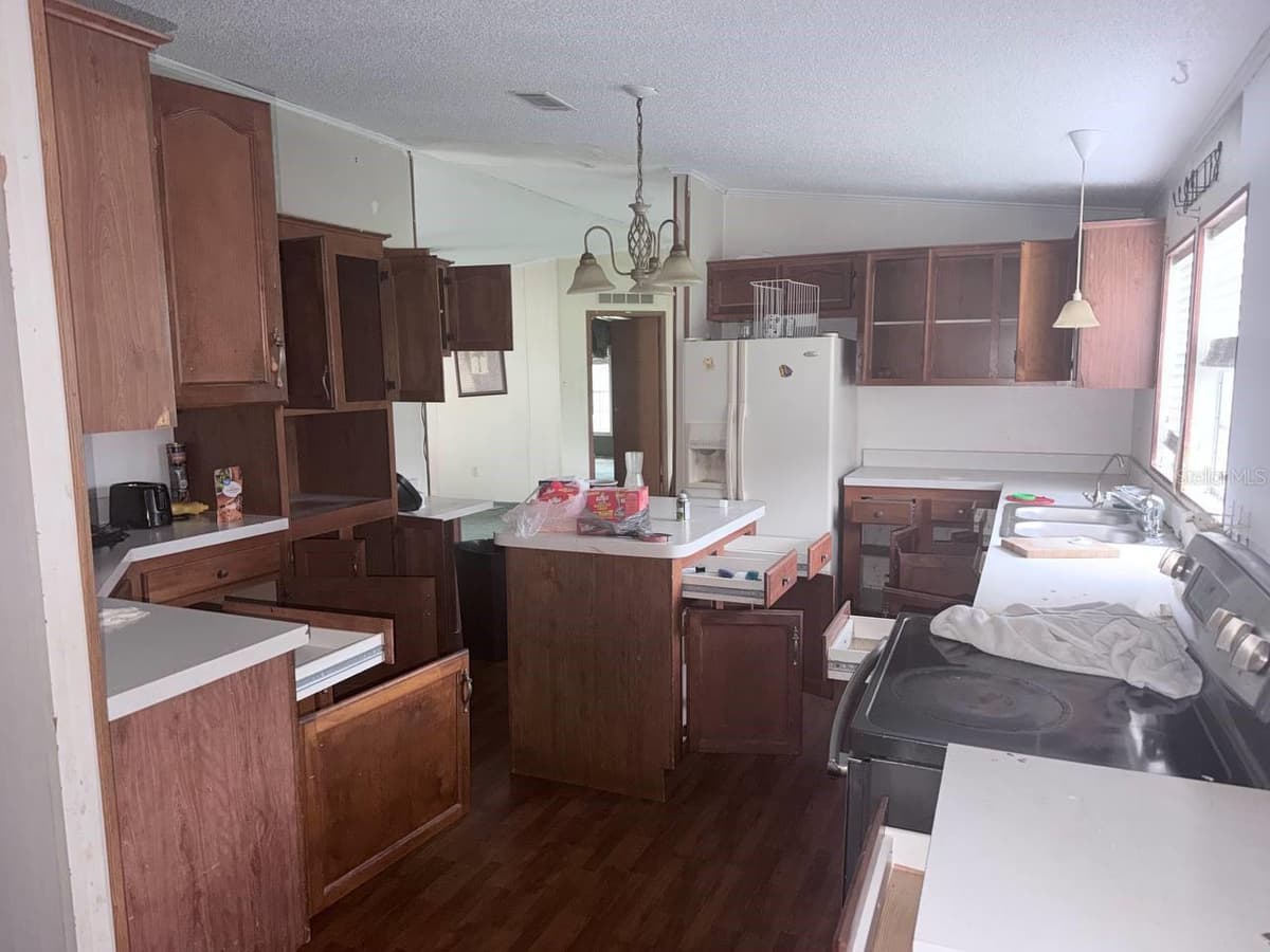 10600 DEEP CREEK BOULEVARD — photo 10 of 50