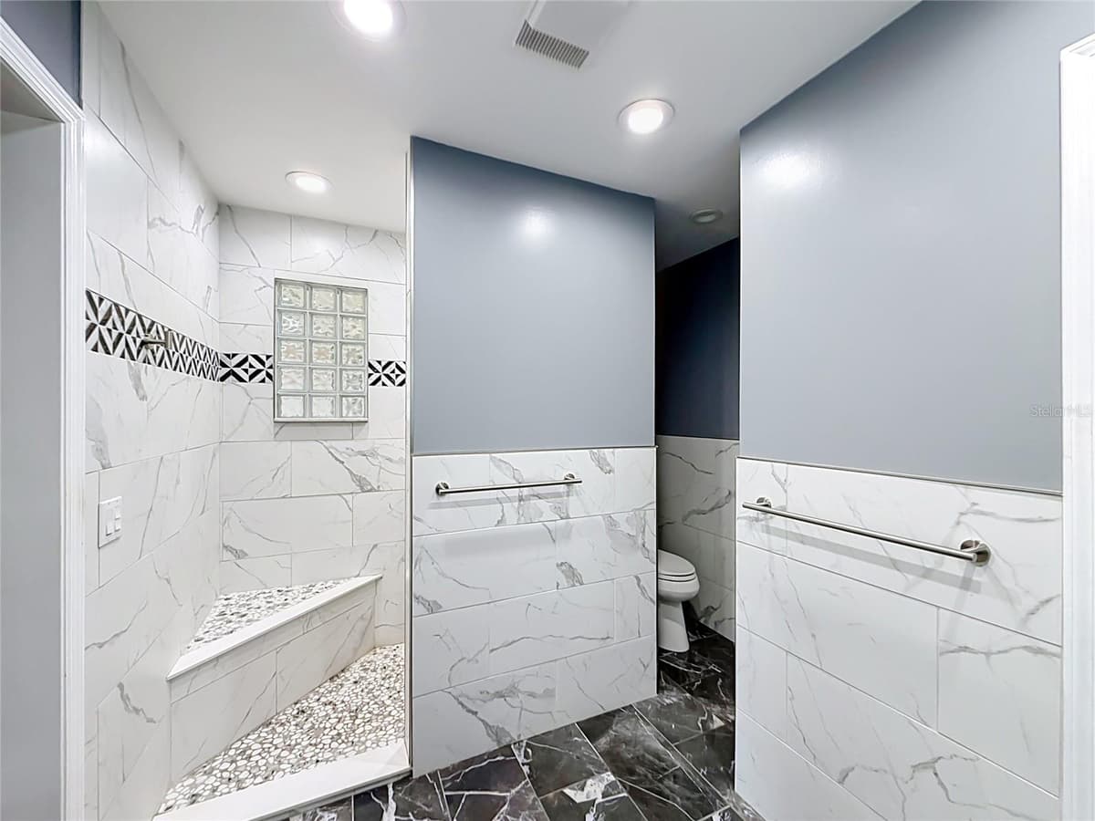 2833 ROSE AVENUE — photo 19 of 38