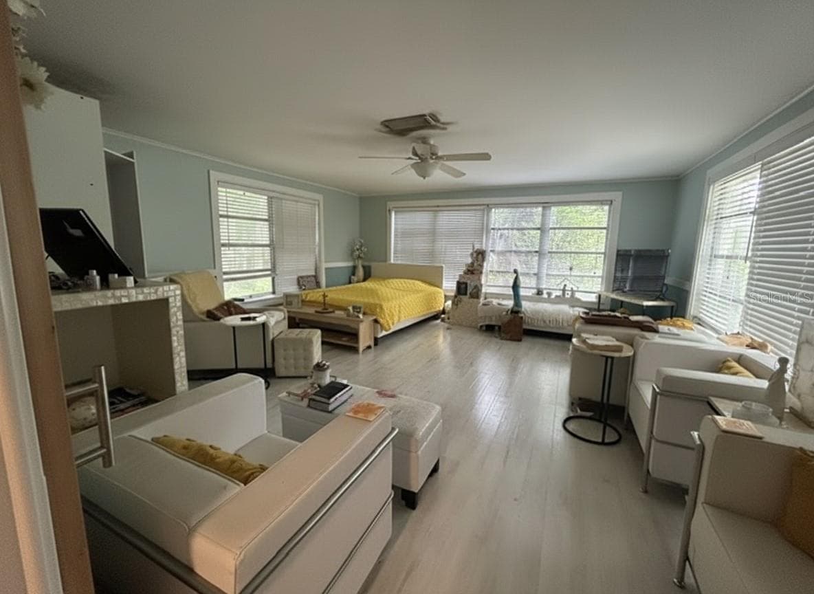 2455 ROYAL ROAD — photo 4 of 23