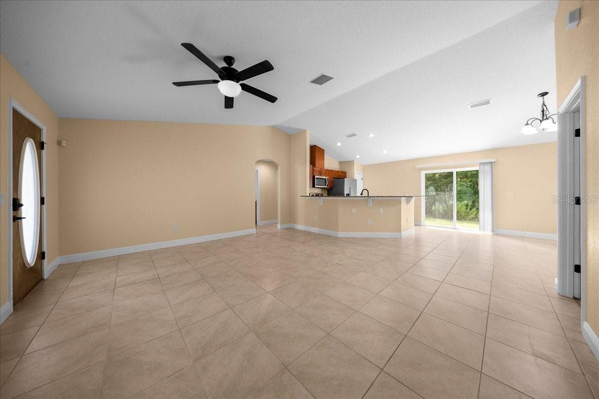 12114 87TH TERRACE — photo 11 of 26