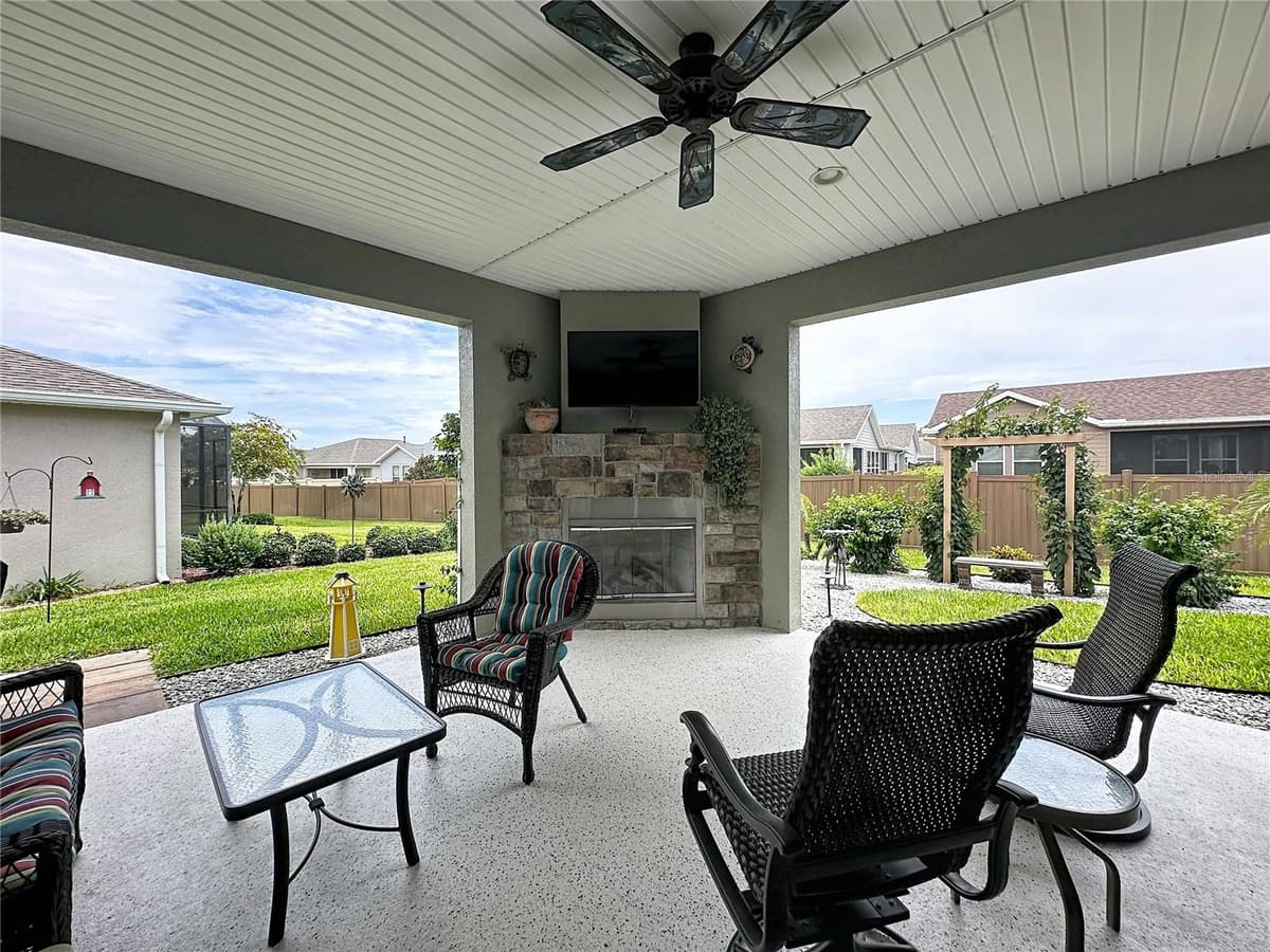 552 NARROW VIEW LANE — photo 34 of 55