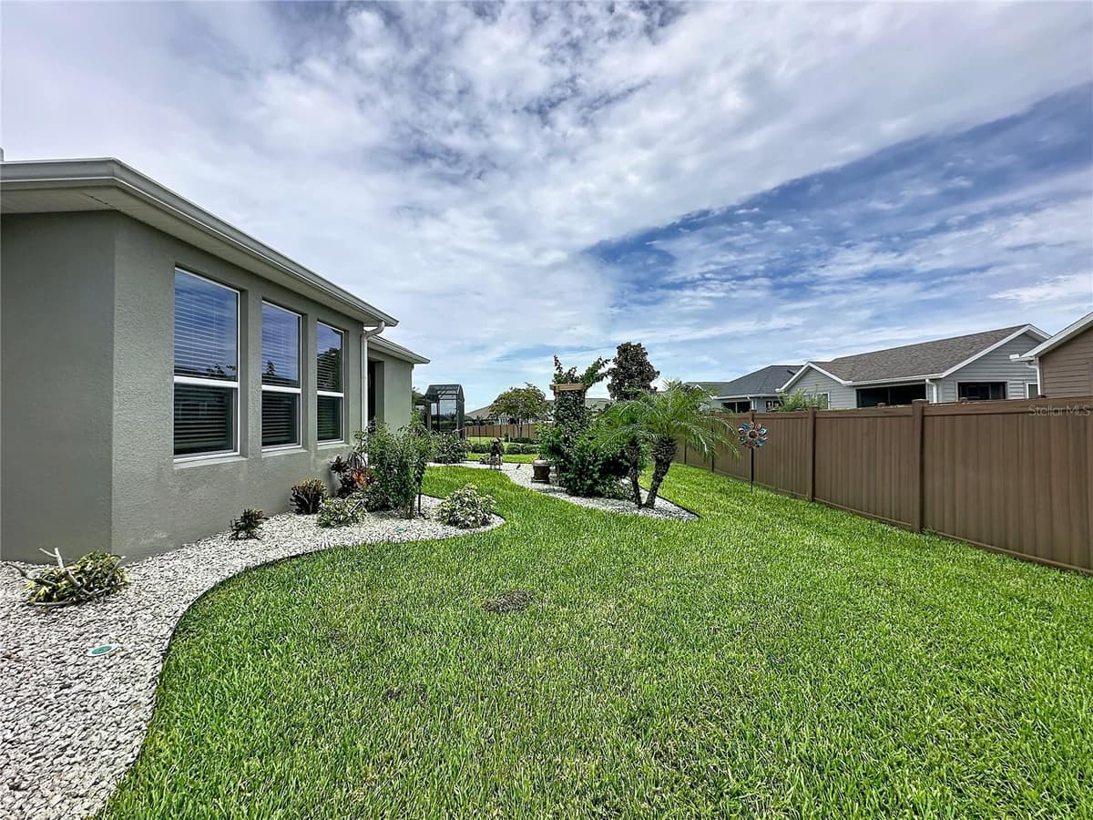 552 NARROW VIEW LANE — photo 37 of 55