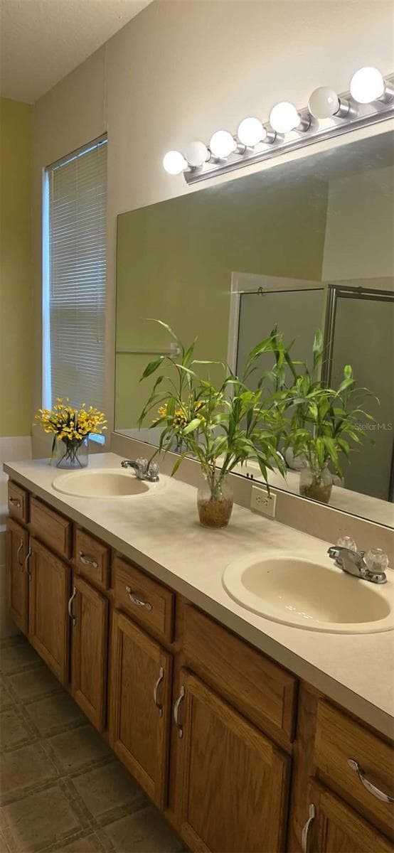 3233 DOWNAN POINT DRIVE — photo 32 of 44