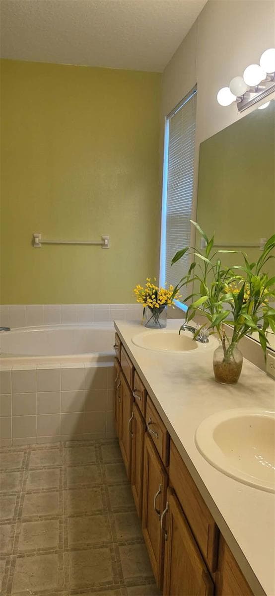 3233 DOWNAN POINT DRIVE — photo 15 of 44