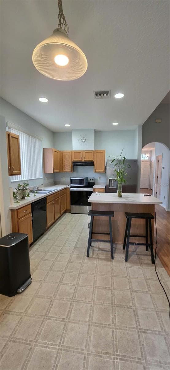 3233 DOWNAN POINT DRIVE — photo 10 of 44