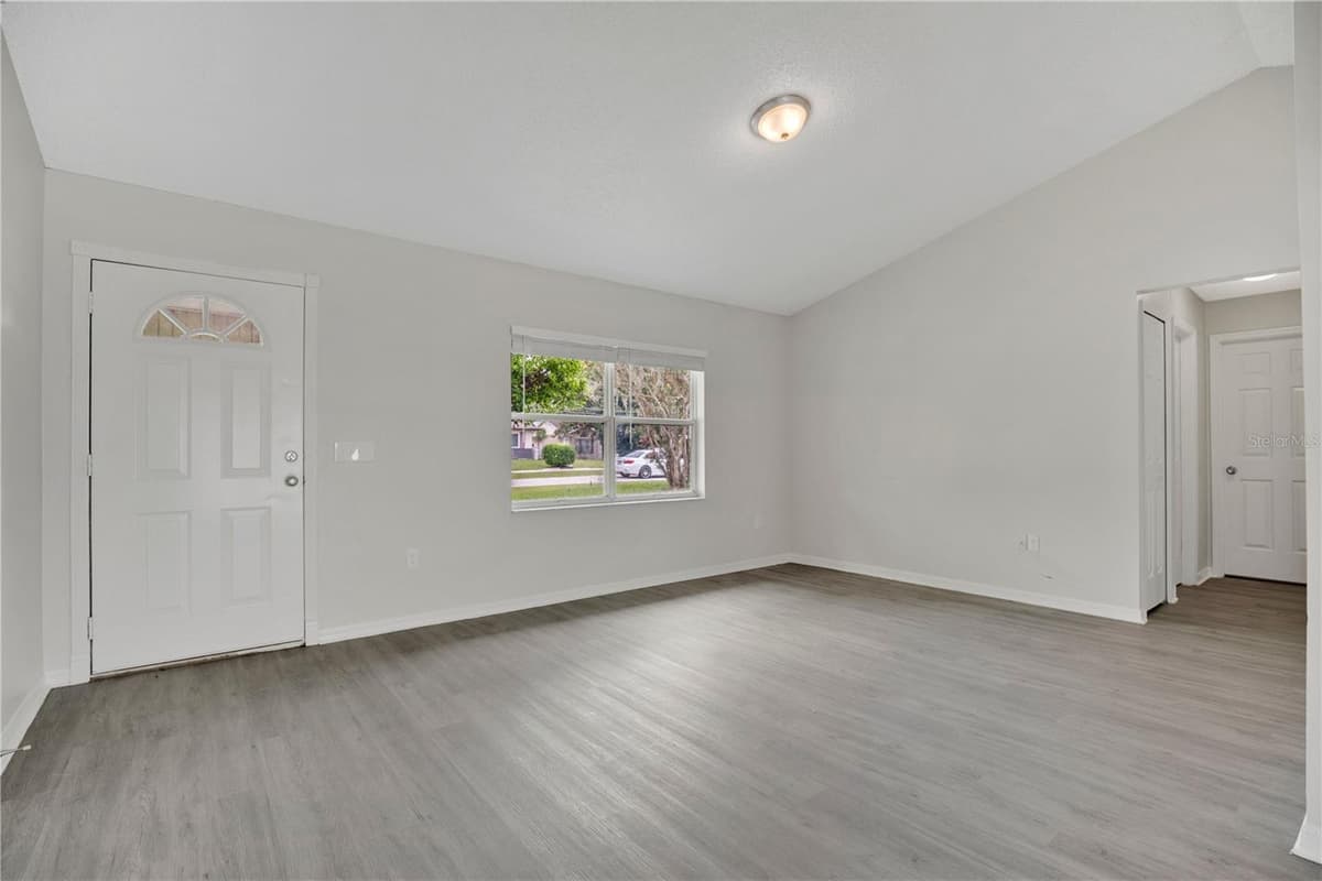 3023 INDIA BOULEVARD — photo 6 of 33