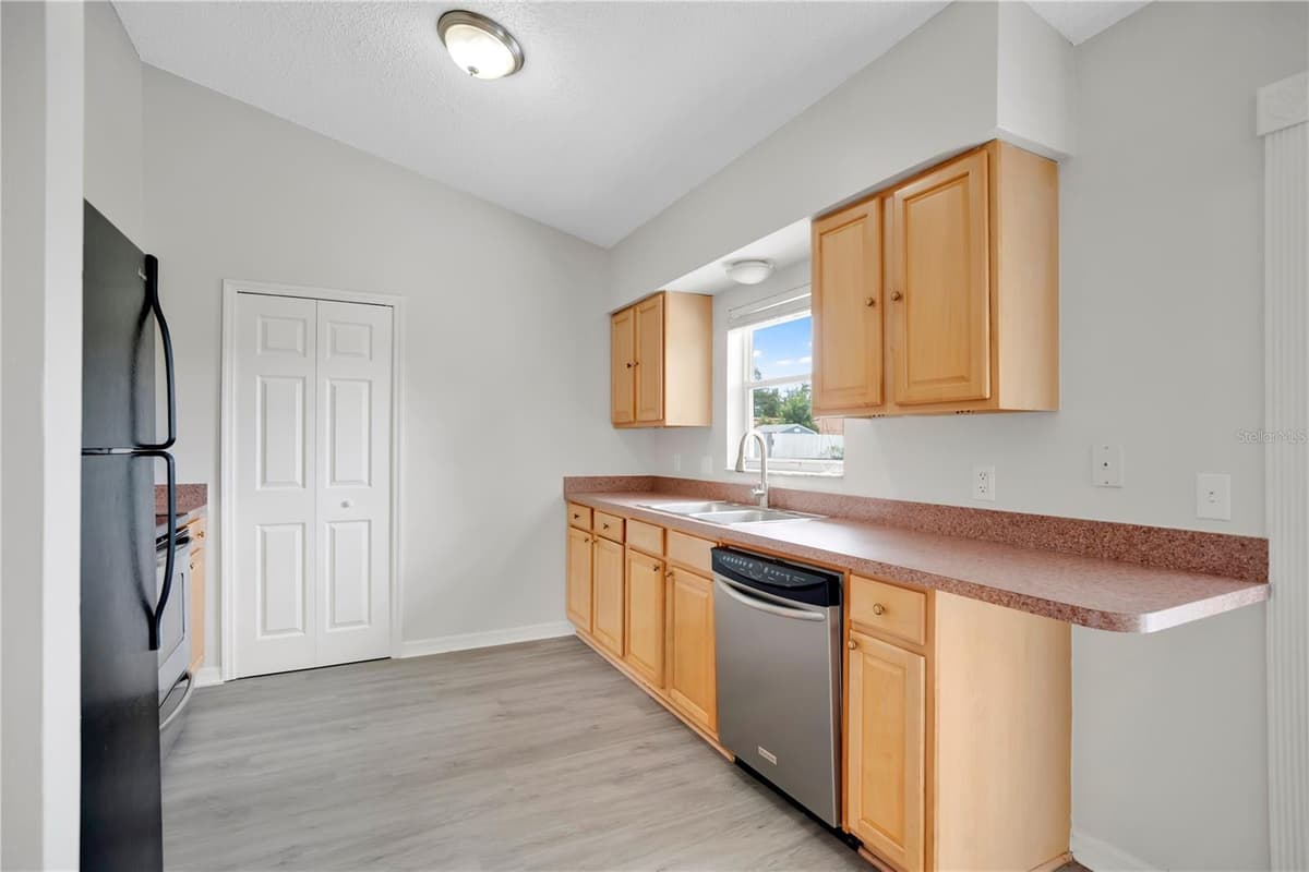 3023 INDIA BOULEVARD — photo 11 of 33