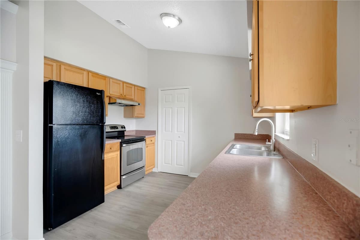 3023 INDIA BOULEVARD — photo 13 of 33