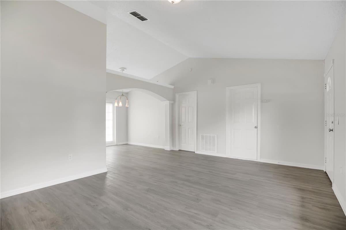 3023 INDIA BOULEVARD — photo 7 of 33
