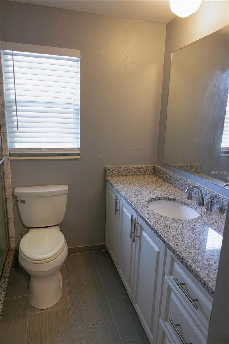 5333 DUNCANWOOD DRIVE — photo 6 of 7