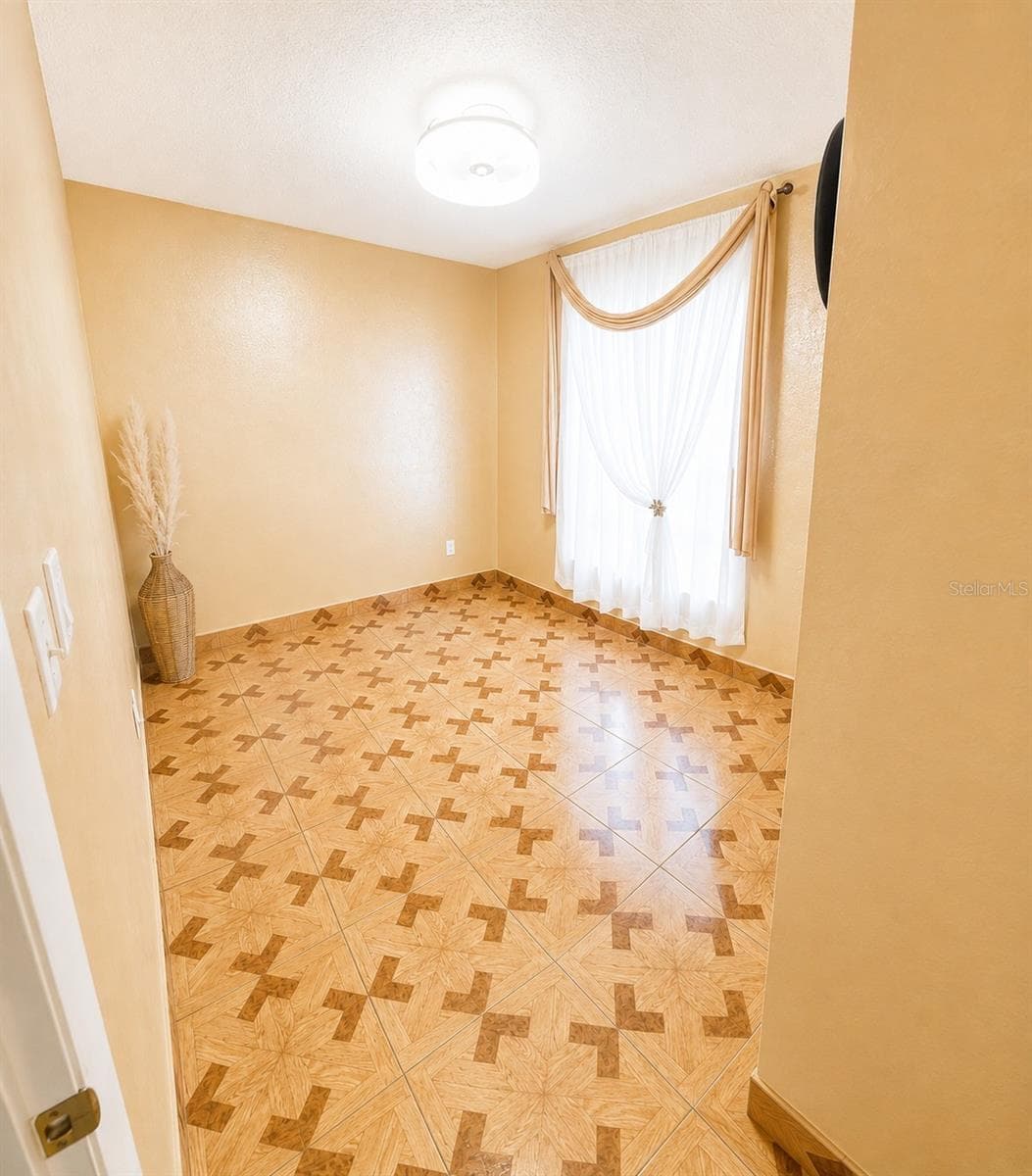 1350 PALO ALTO COURT — photo 17 of 22