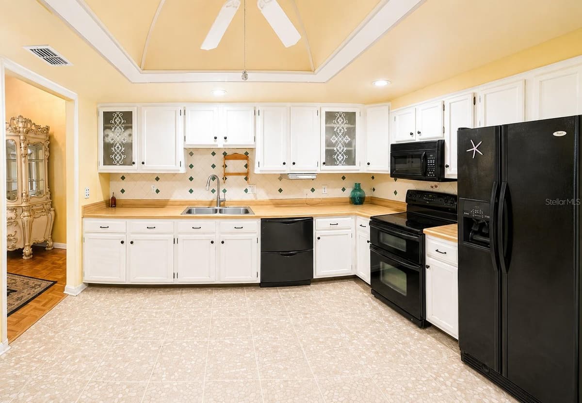 1350 PALO ALTO COURT — photo 12 of 22