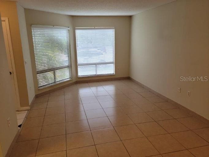 4322 LAKEWAY DRIVE — photo 17 of 18