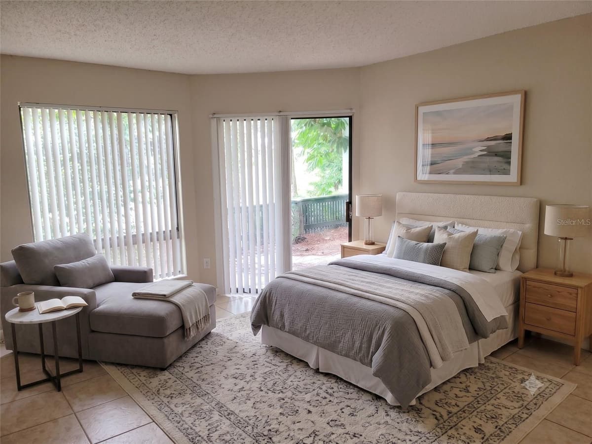 4322 LAKEWAY DRIVE — photo 12 of 18