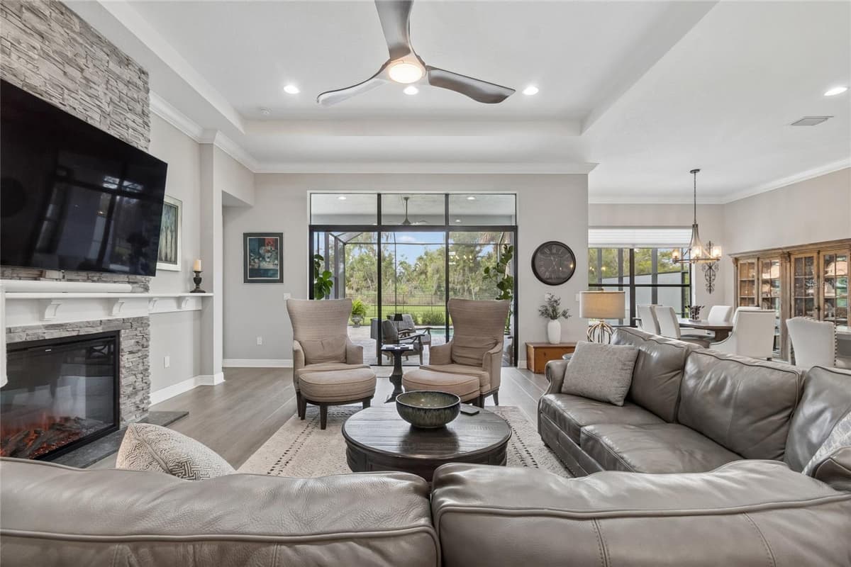 9005 BERNINI PLACE — photo 19 of 92