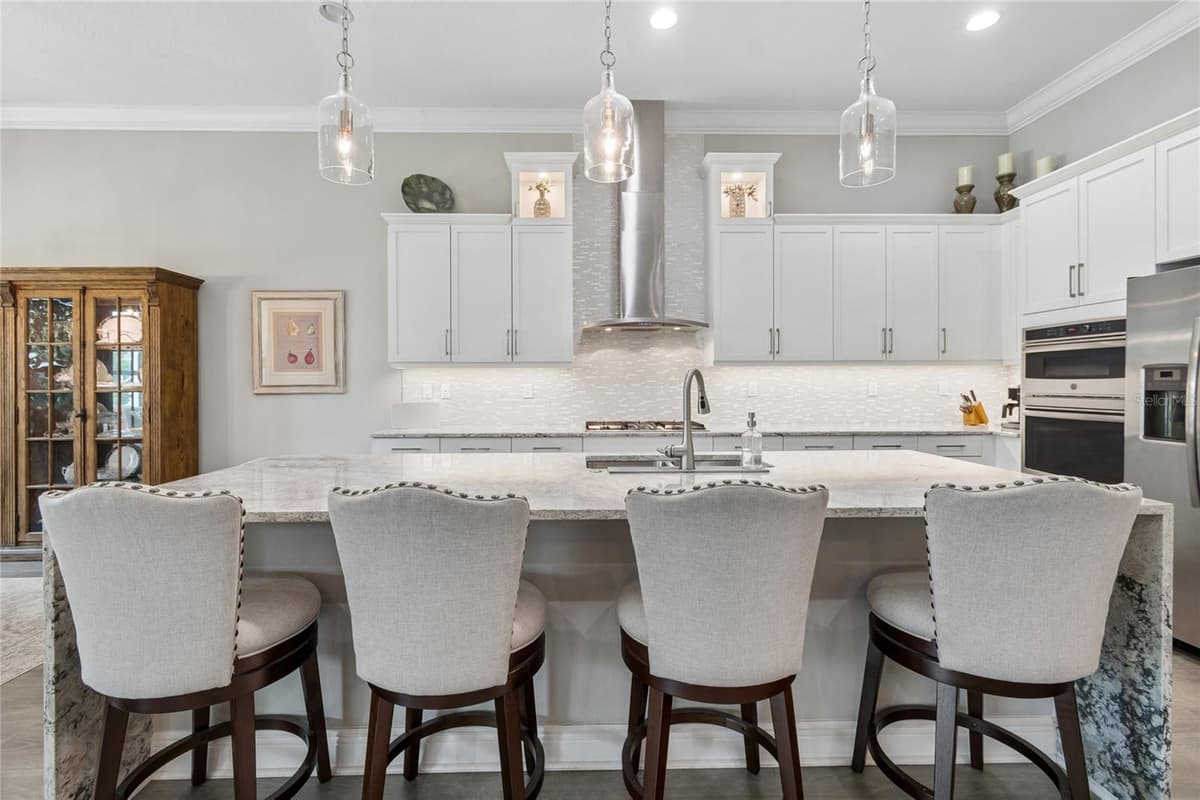 9005 BERNINI PLACE — photo 15 of 92