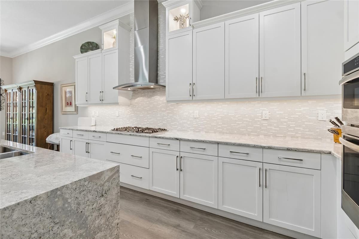 9005 BERNINI PLACE — photo 9 of 92