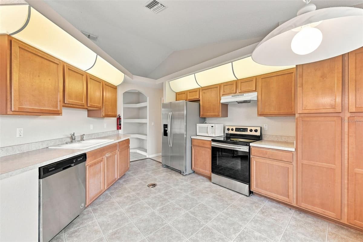 11048 RED COACH STREET — photo 10 of 30