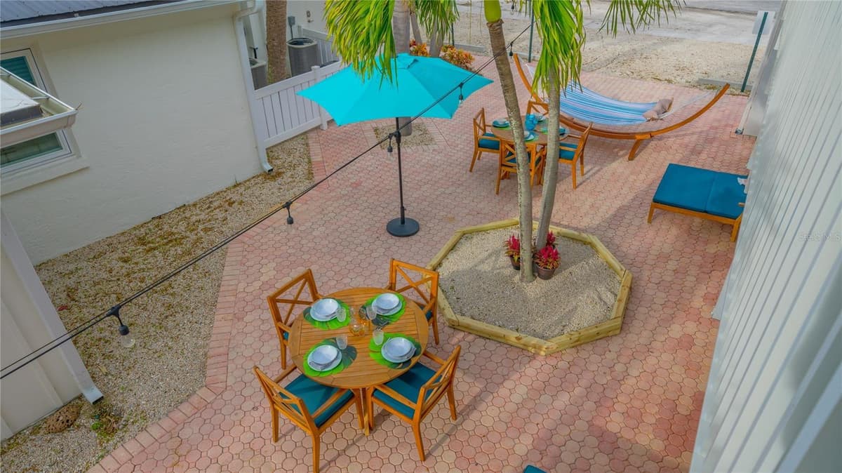 104 AVENIDA VENECCIA — photo 46 of 51