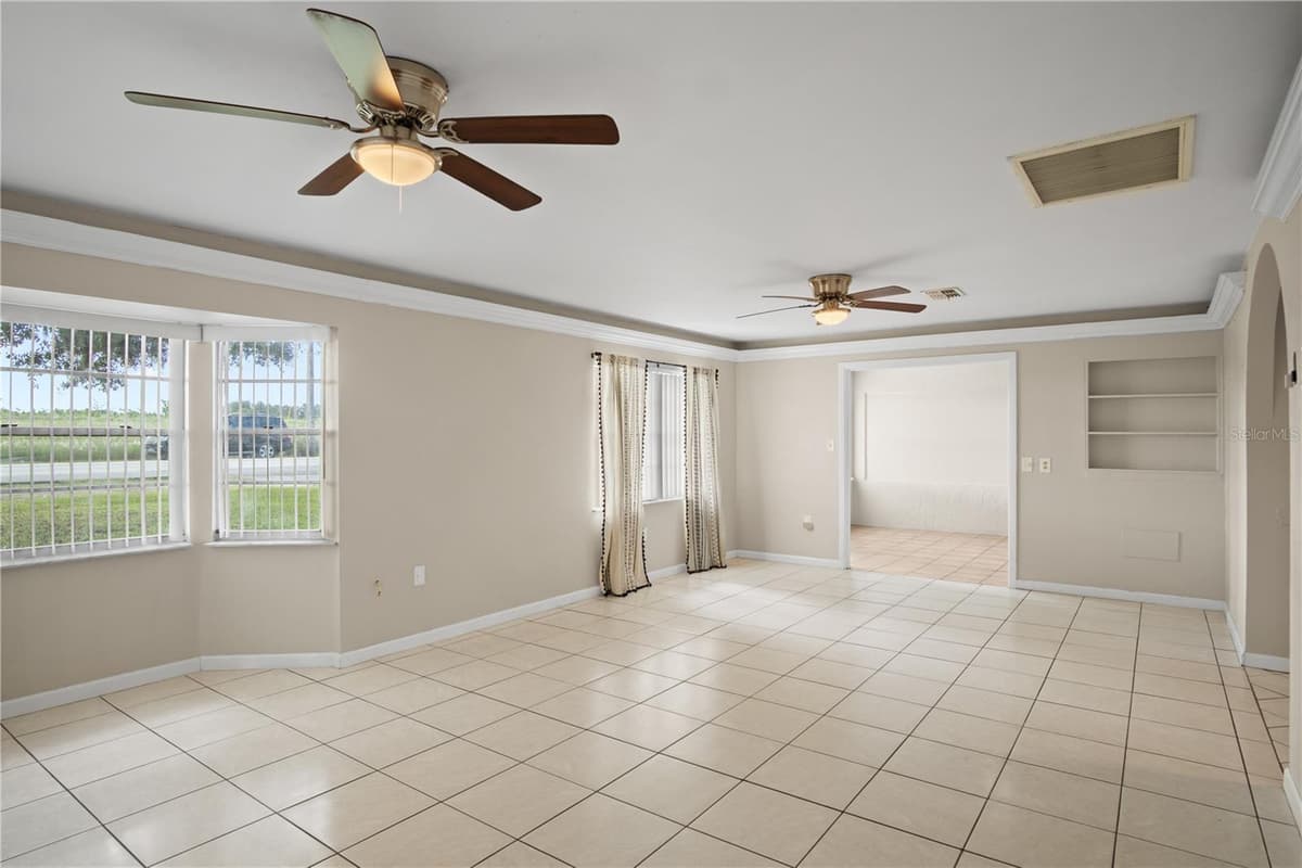 805 CENTER STREET — photo 11 of 31