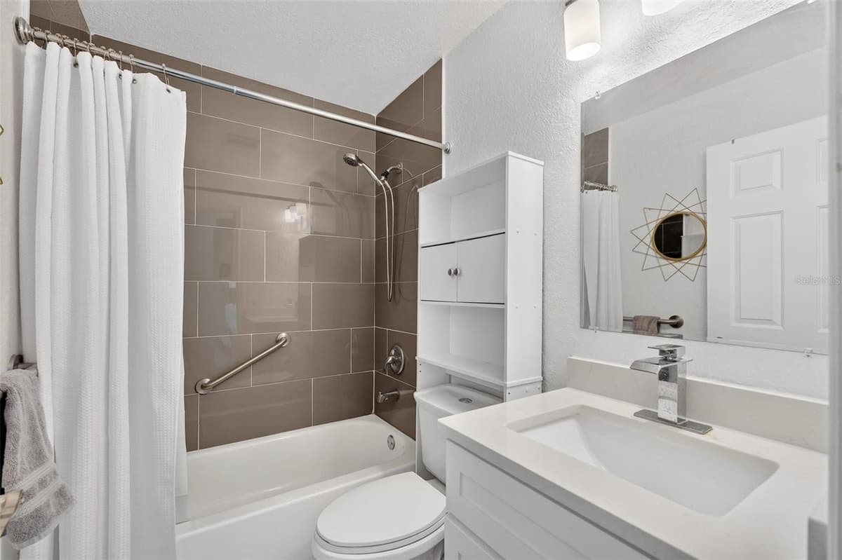 1511 LAVACA LANE — photo 49 of 62