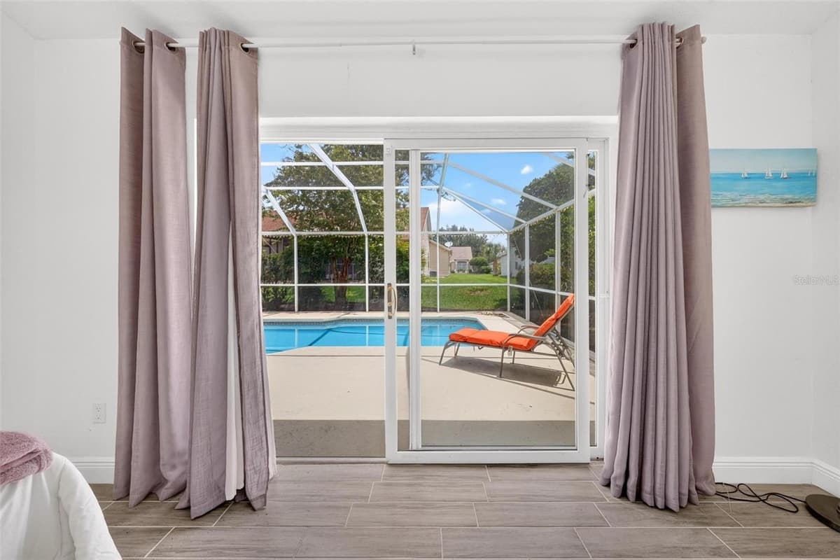 1511 LAVACA LANE — photo 16 of 62