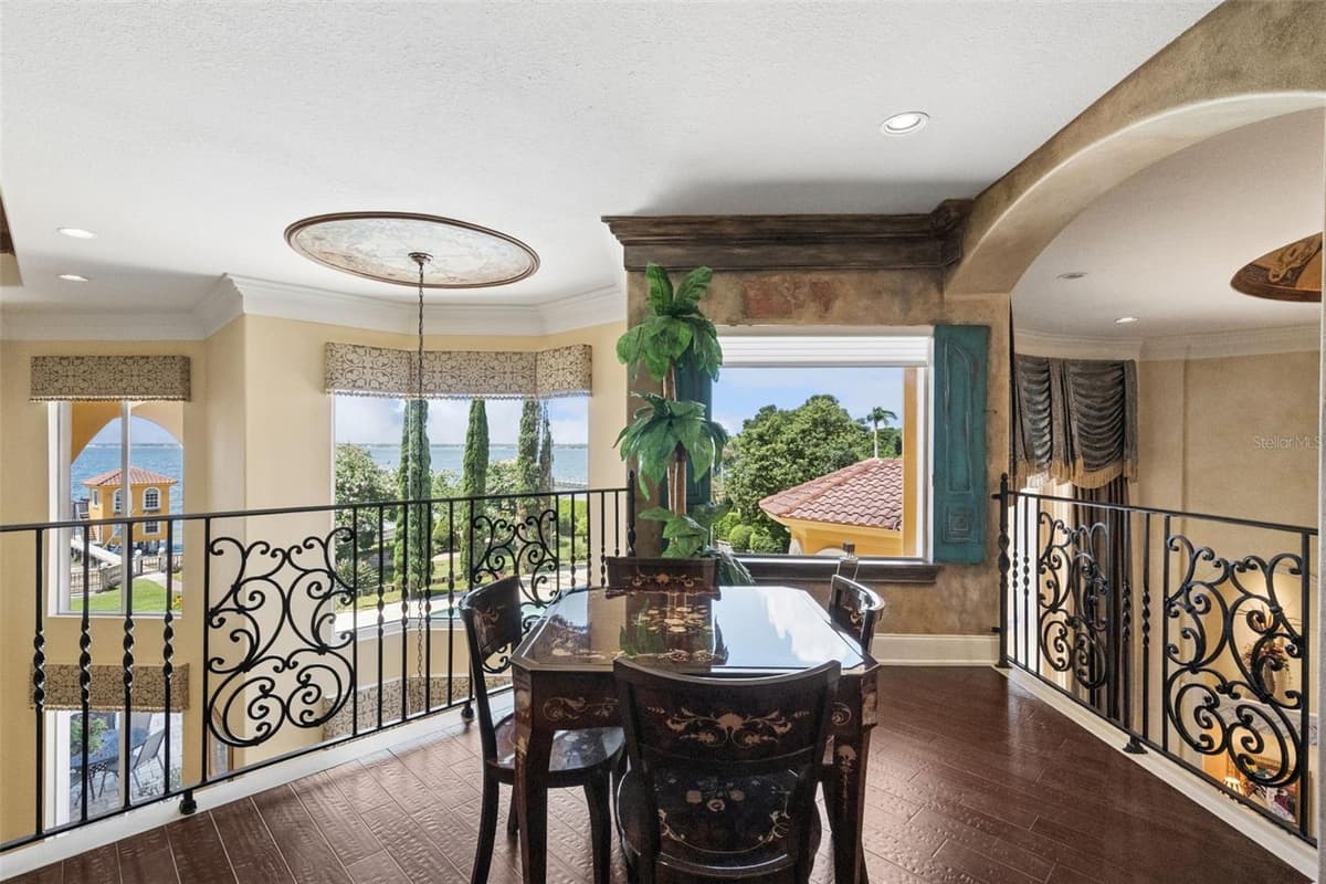 2961 LAKEVIEW DRIVE — photo 50 of 100