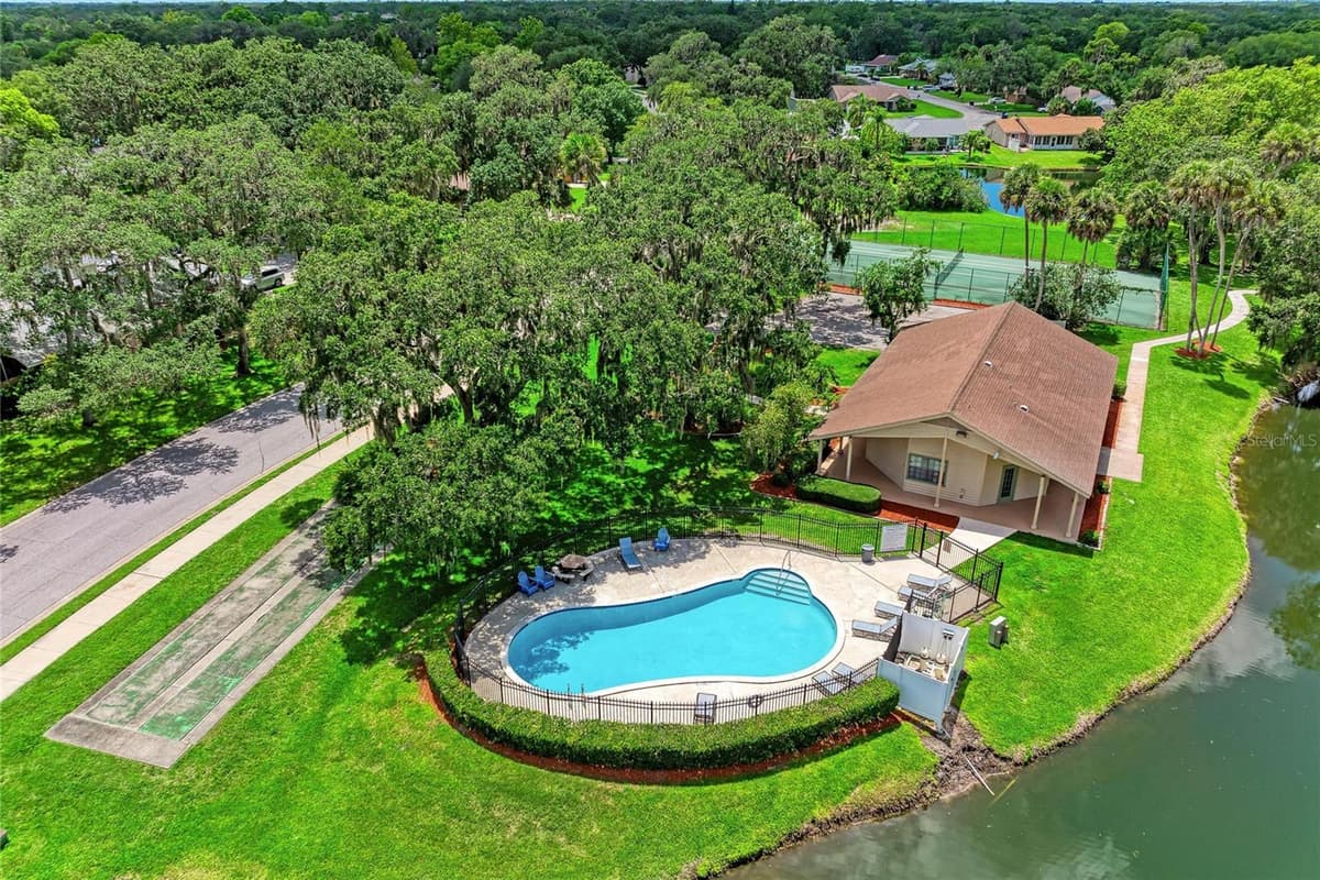5506 82ND AVENUE DRIVE — photo 43 of 43