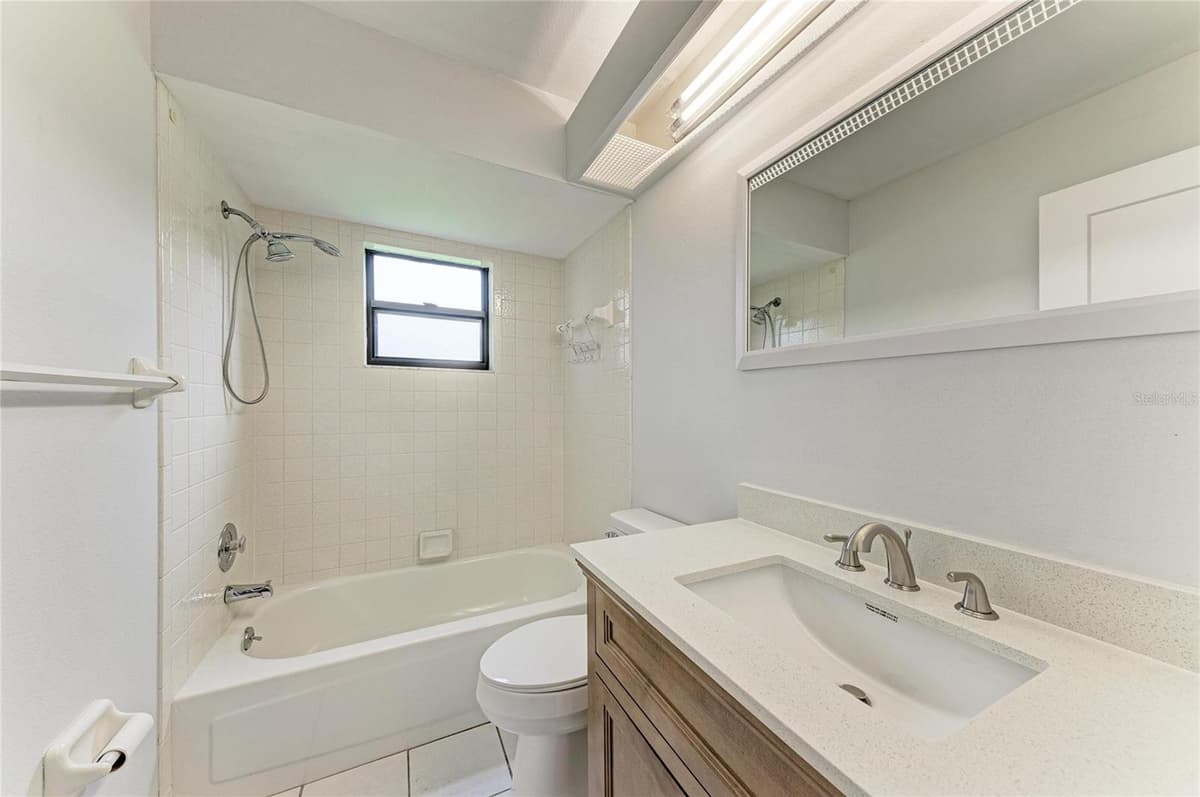 5506 82ND AVENUE DRIVE — photo 31 of 43