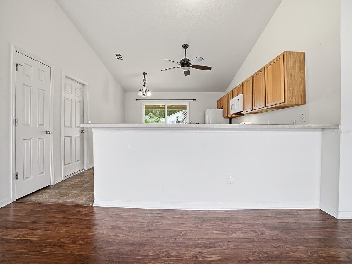 250 ARBELLA LOOP — photo 12 of 43