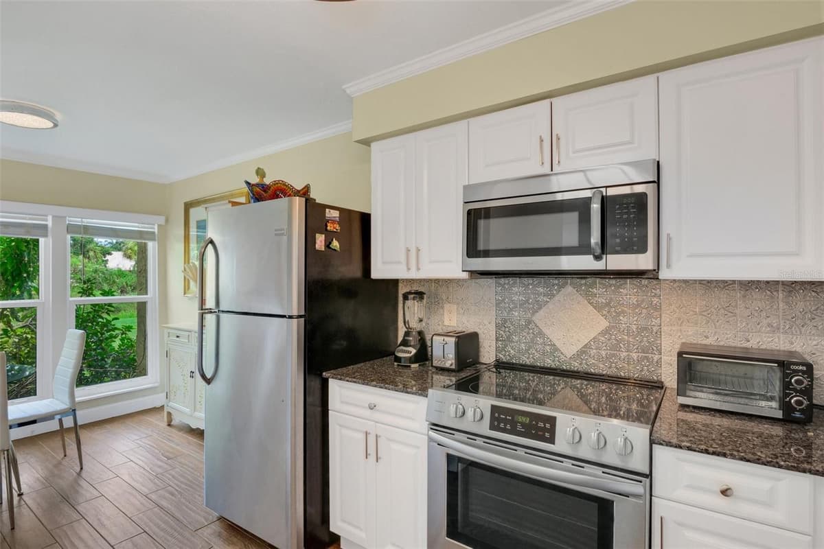 3413 CLARK ROAD — photo 13 of 32