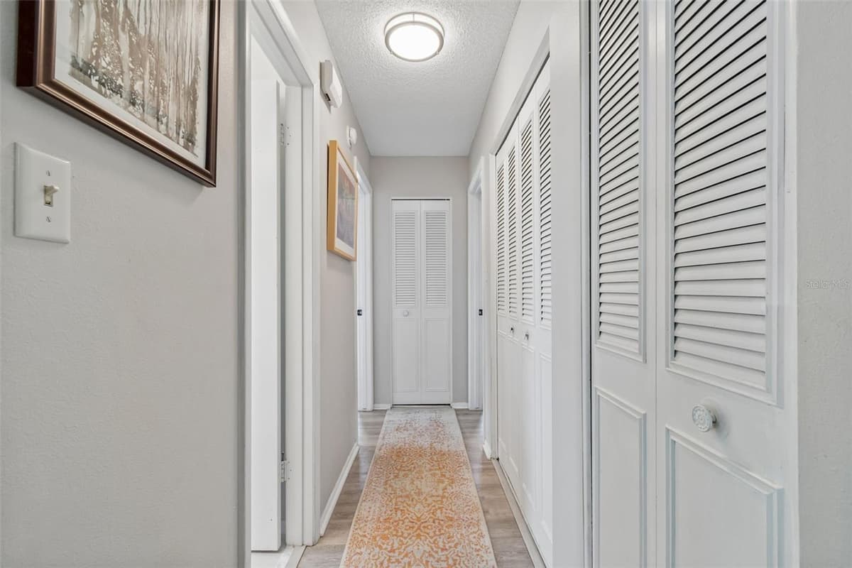 4185 WHITING DRIVE — photo 22 of 44
