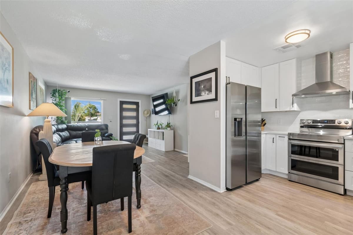 4185 WHITING DRIVE — photo 11 of 44