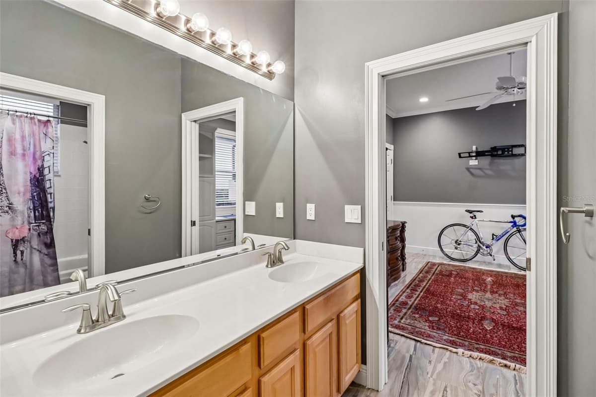 5729 OAK LAKE TRAIL — photo 31 of 47