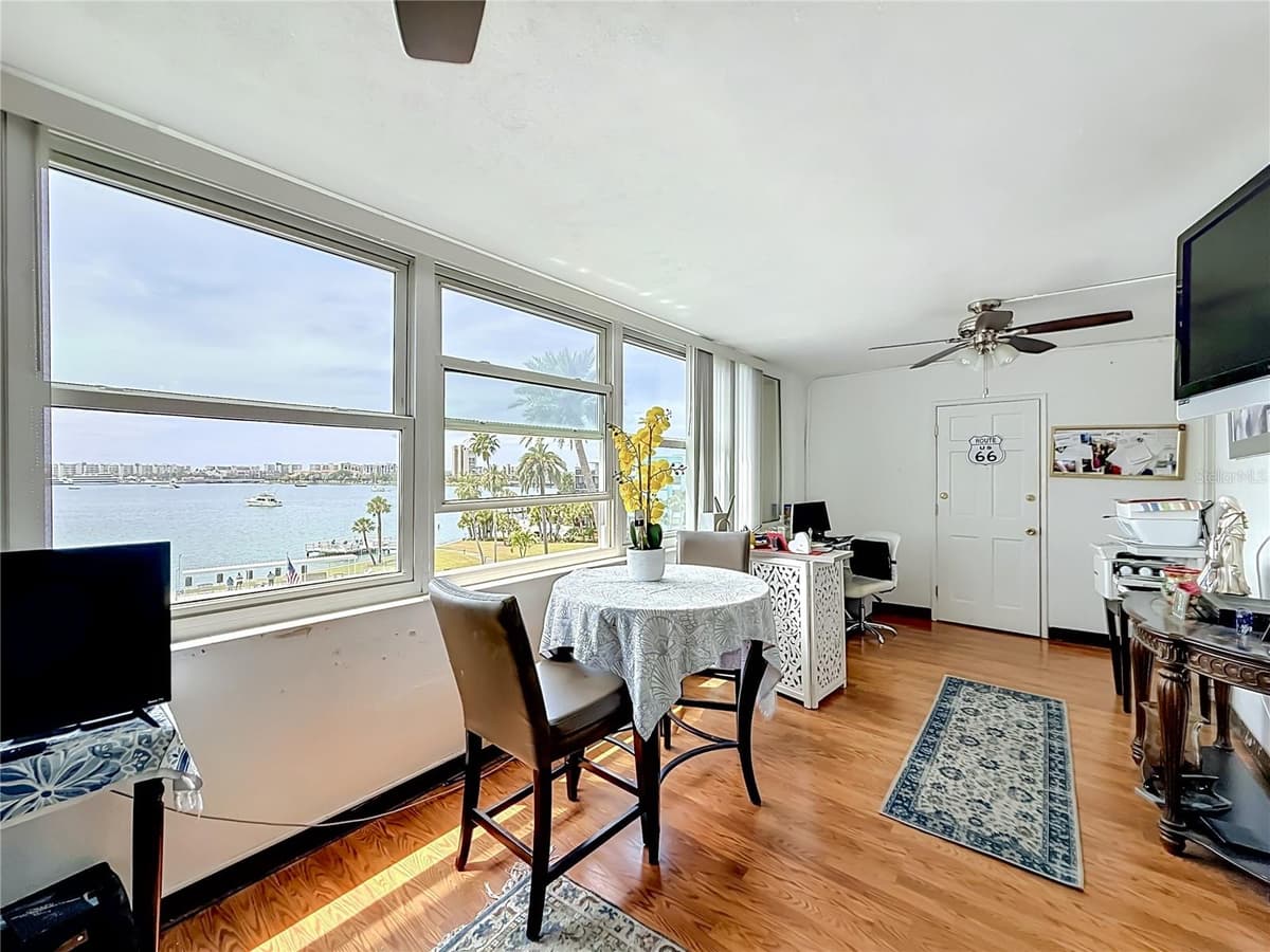 1868 SHORE DRIVE — photo 43 of 57