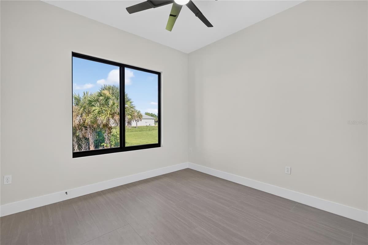 9668 PRESIDENT CIRCLE — photo 27 of 37