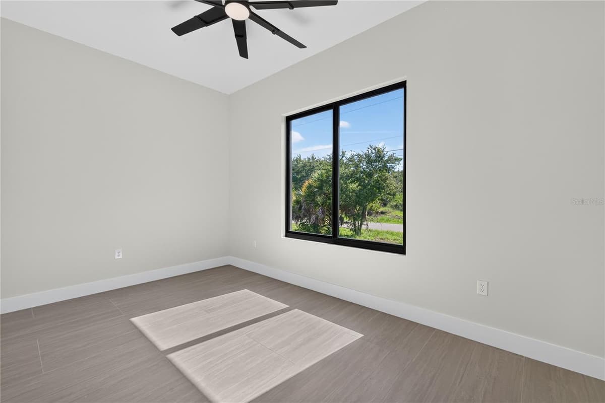 9668 PRESIDENT CIRCLE — photo 24 of 37