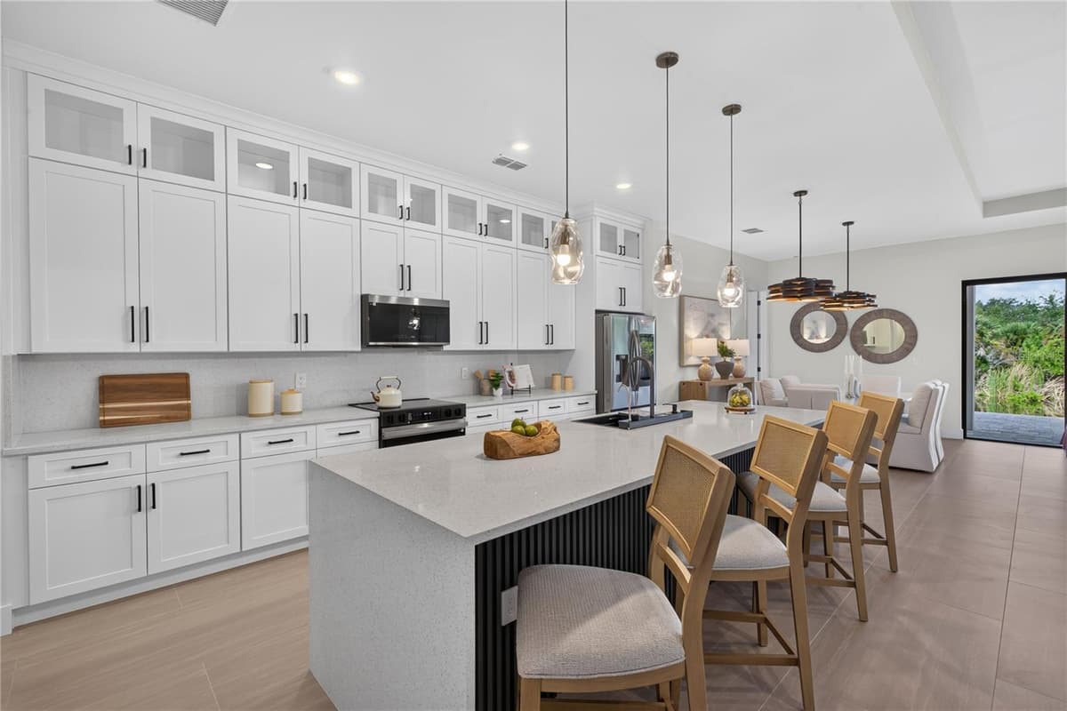 9668 PRESIDENT CIRCLE — photo 10 of 37