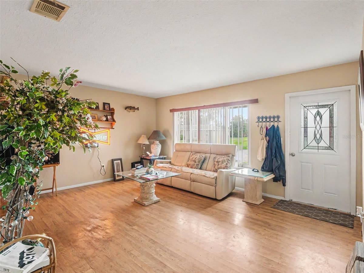 6716 DENNISON AVENUE — photo 3 of 16