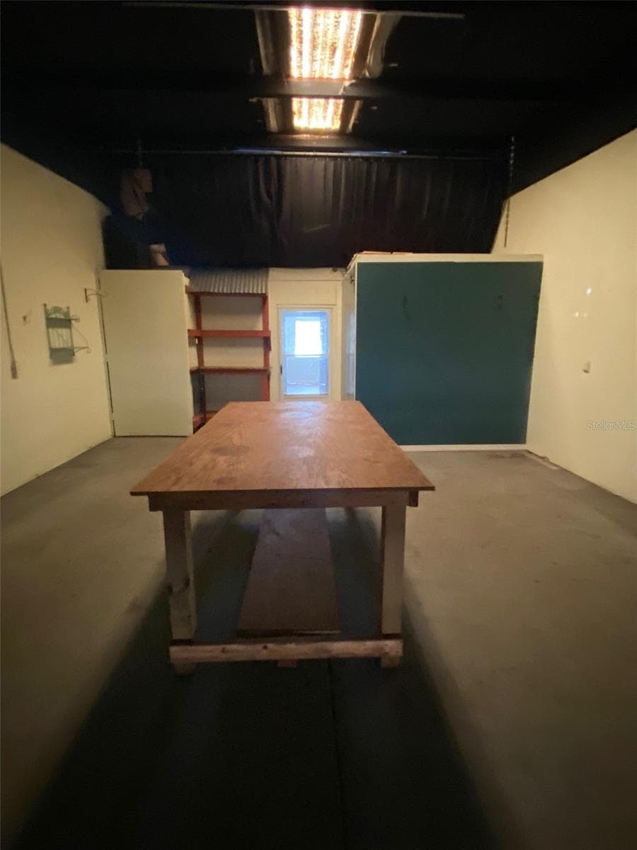 3105 KURT STREET — photo 10 of 10