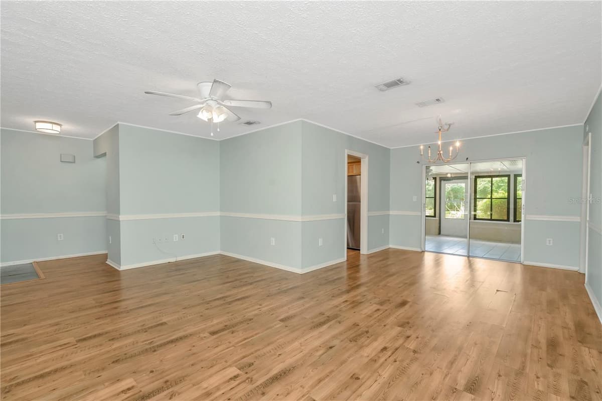 3412 LITTLE OAK STREET — photo 7 of 30