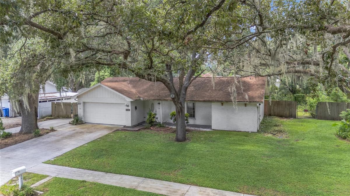 3412 LITTLE OAK STREET — photo 3 of 30