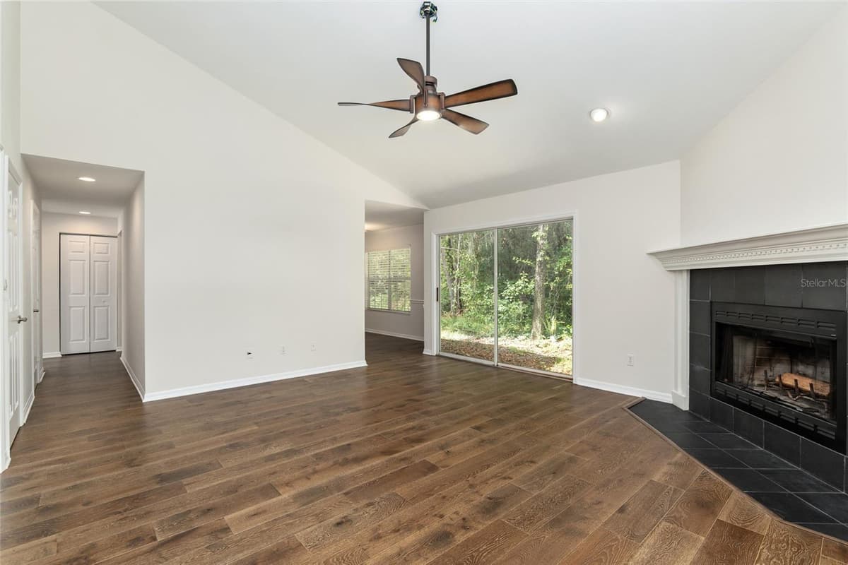 10021 42ND ROAD — photo 18 of 63