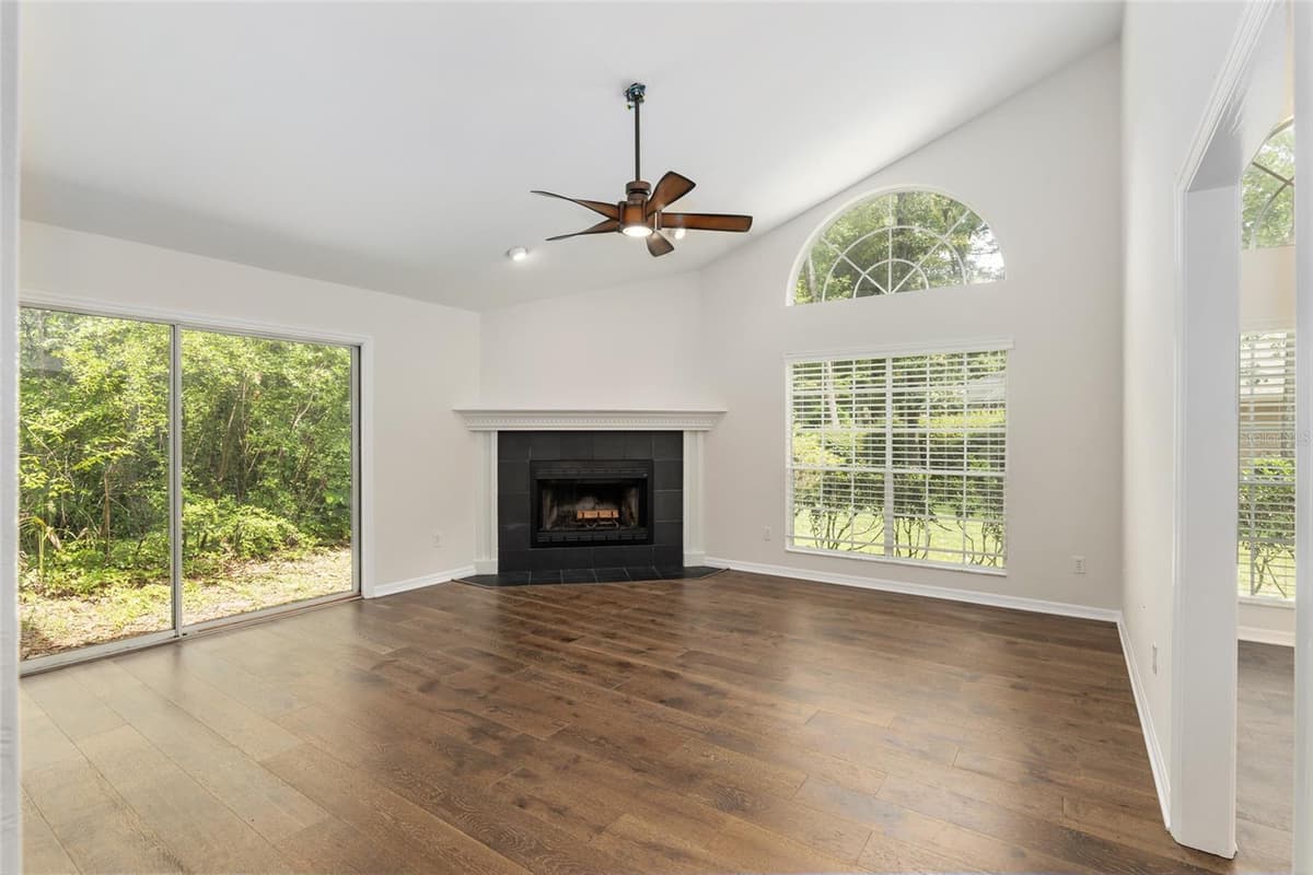 10021 42ND ROAD — photo 12 of 63