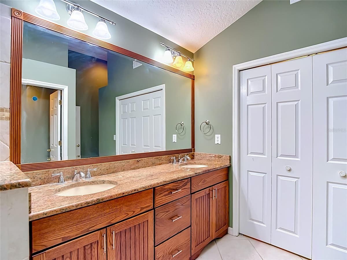 15886 SANCTUARY DRIVE — photo 43 of 64