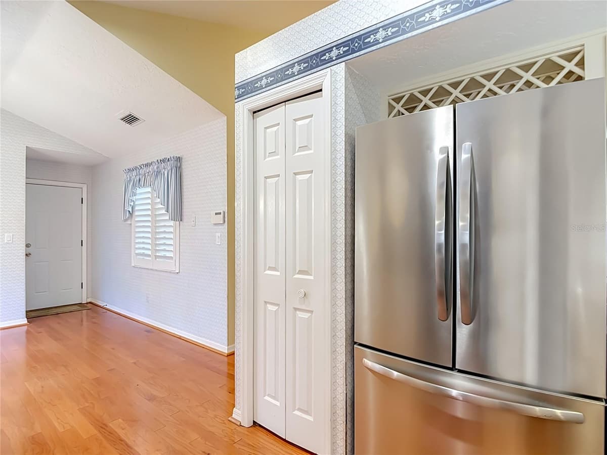 15886 SANCTUARY DRIVE — photo 16 of 64
