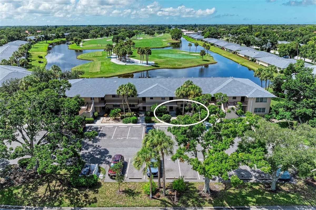 6999 COUNTRY CLUB DRIVE — photo 4 of 47