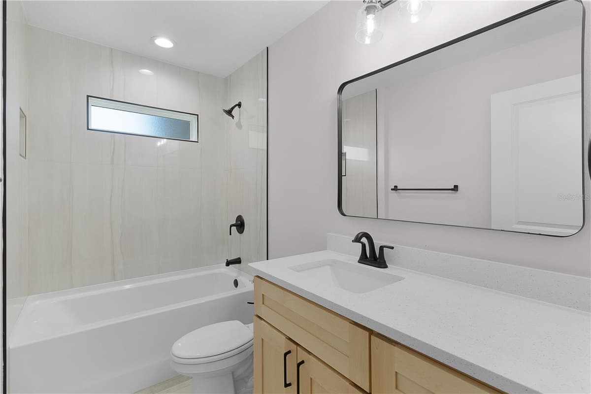 768 POWELL STREET — photo 17 of 51