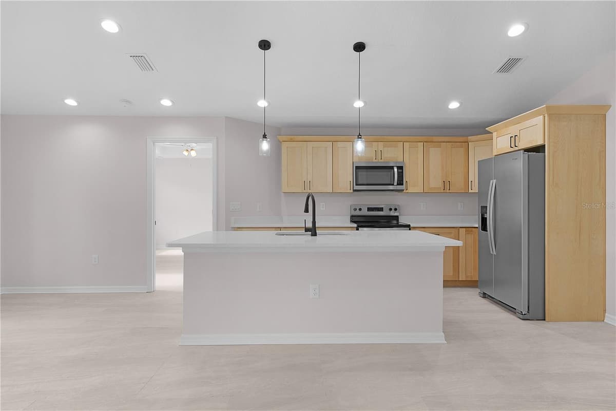 768 POWELL STREET — photo 39 of 51