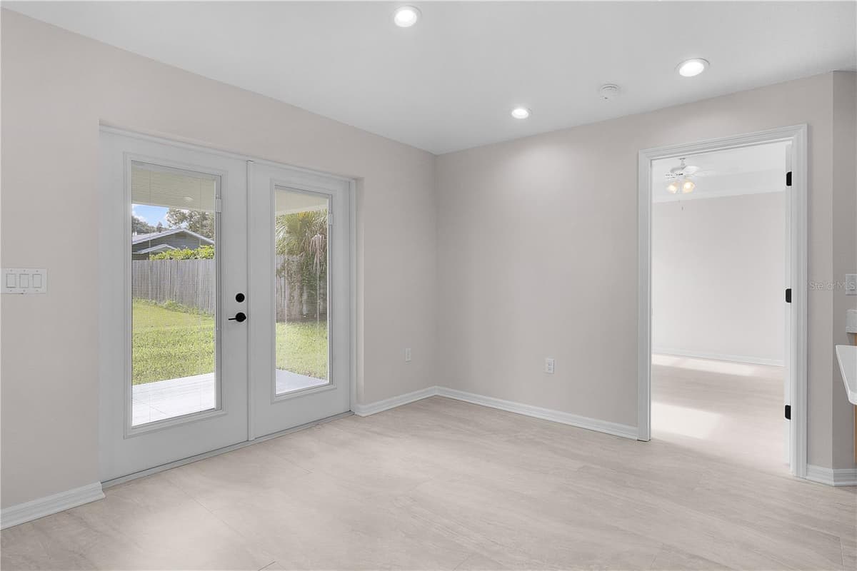 768 POWELL STREET — photo 35 of 51